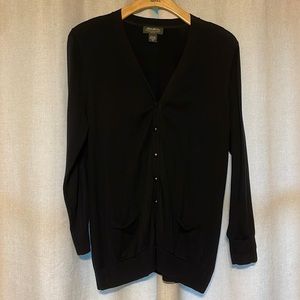 Eddie Bauer black button v neck cardigan